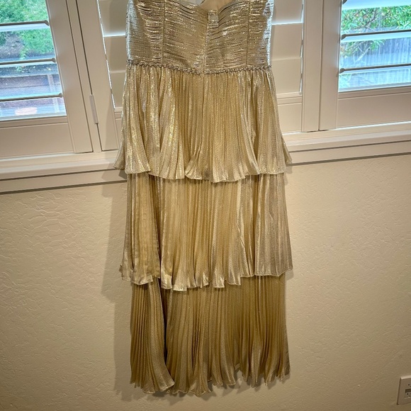 SELF-PORTRAIT Metallic Gold Tiered Midi Dress - Picture 10 of 15